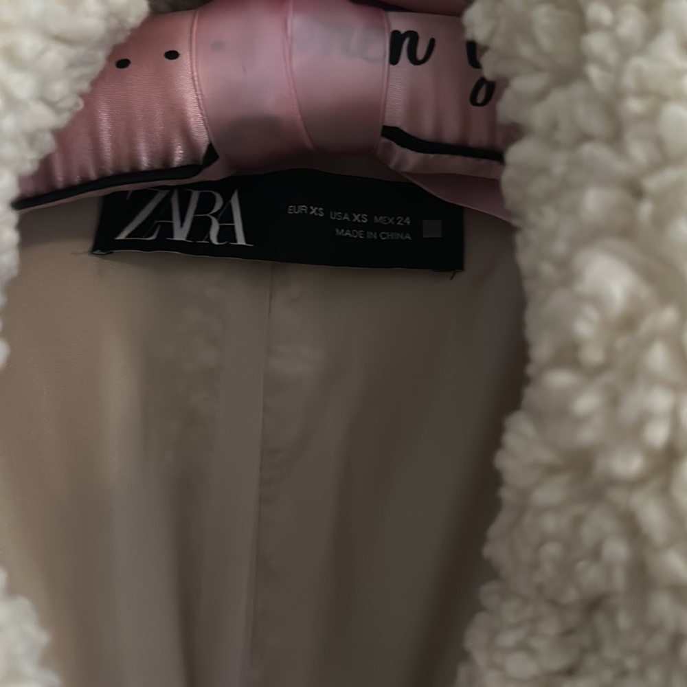 Shearling Collared Zip Jacket - Picture 3 of 7